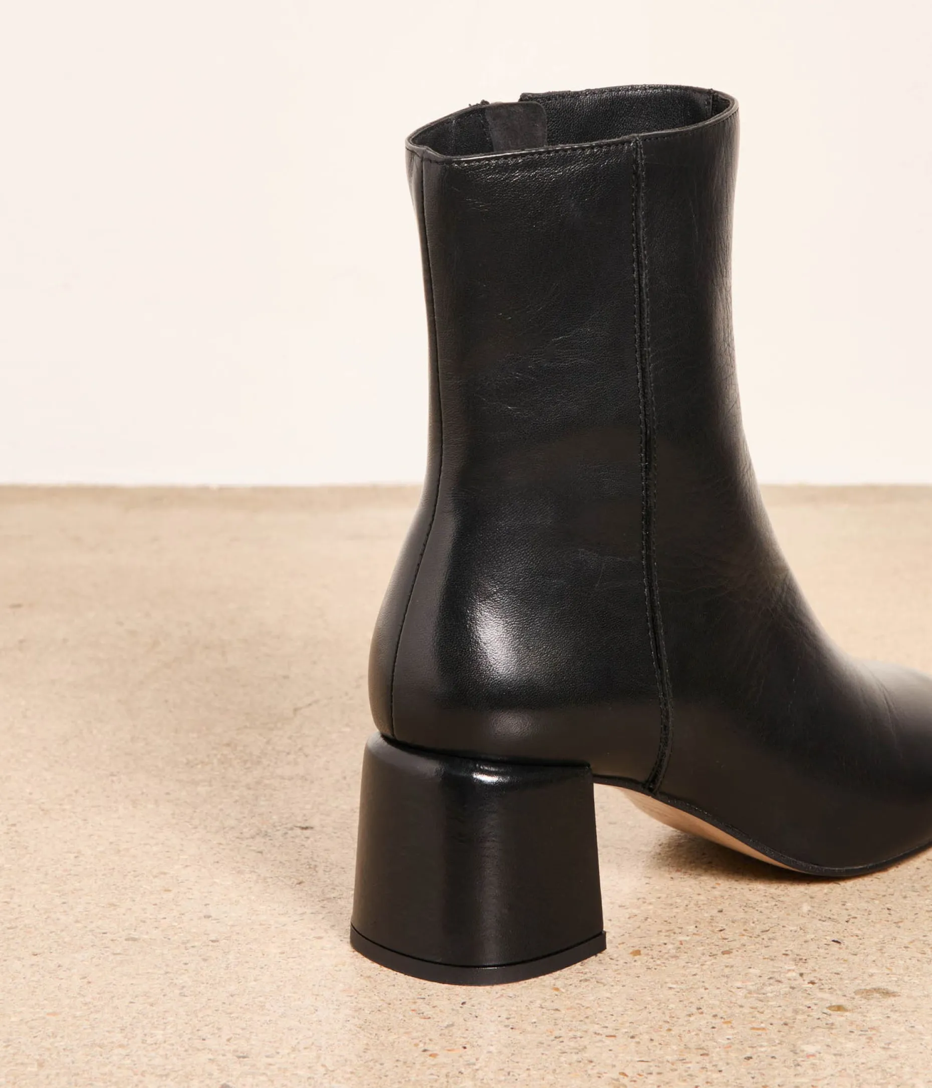 Shop Mellow Yellow Boots cuir Jason NOIR