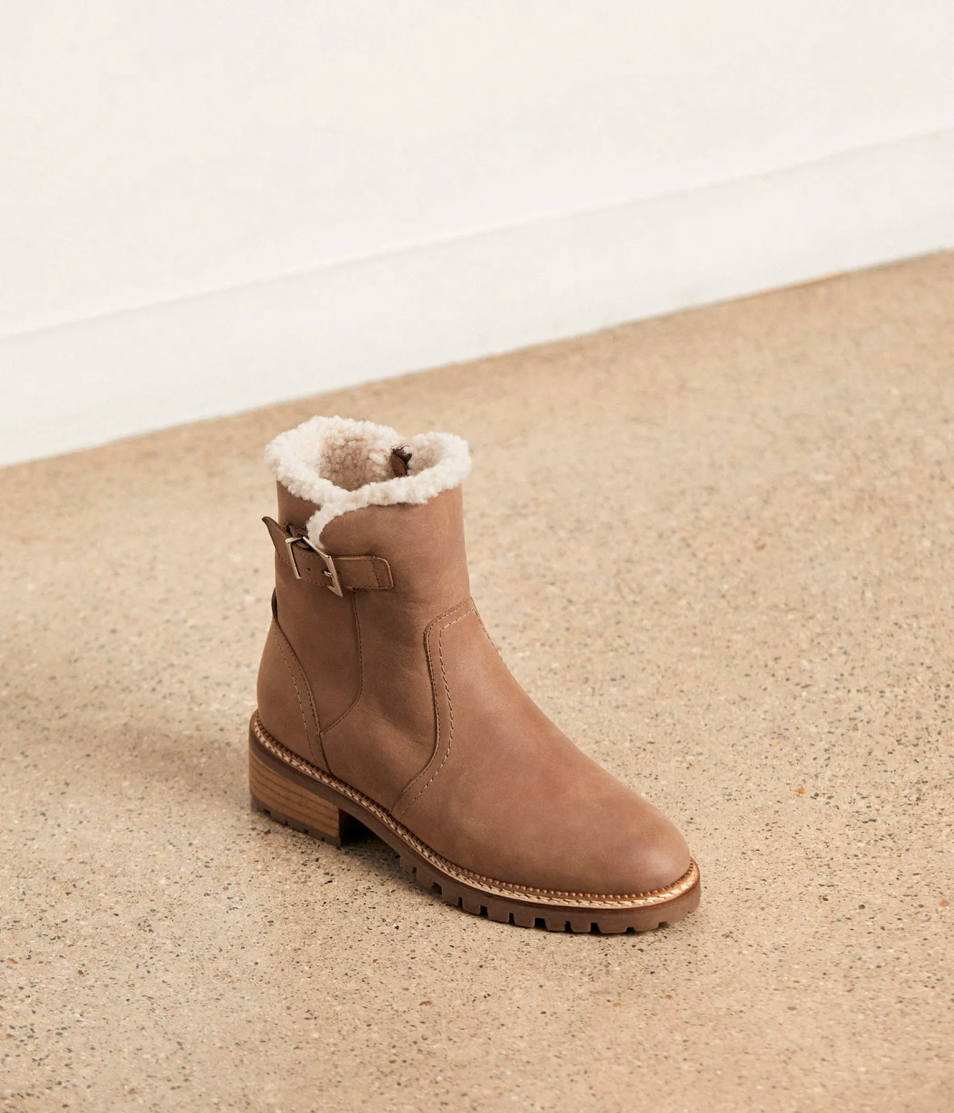 Outlet Mellow Yellow Boots fourrées Olga BEIGE