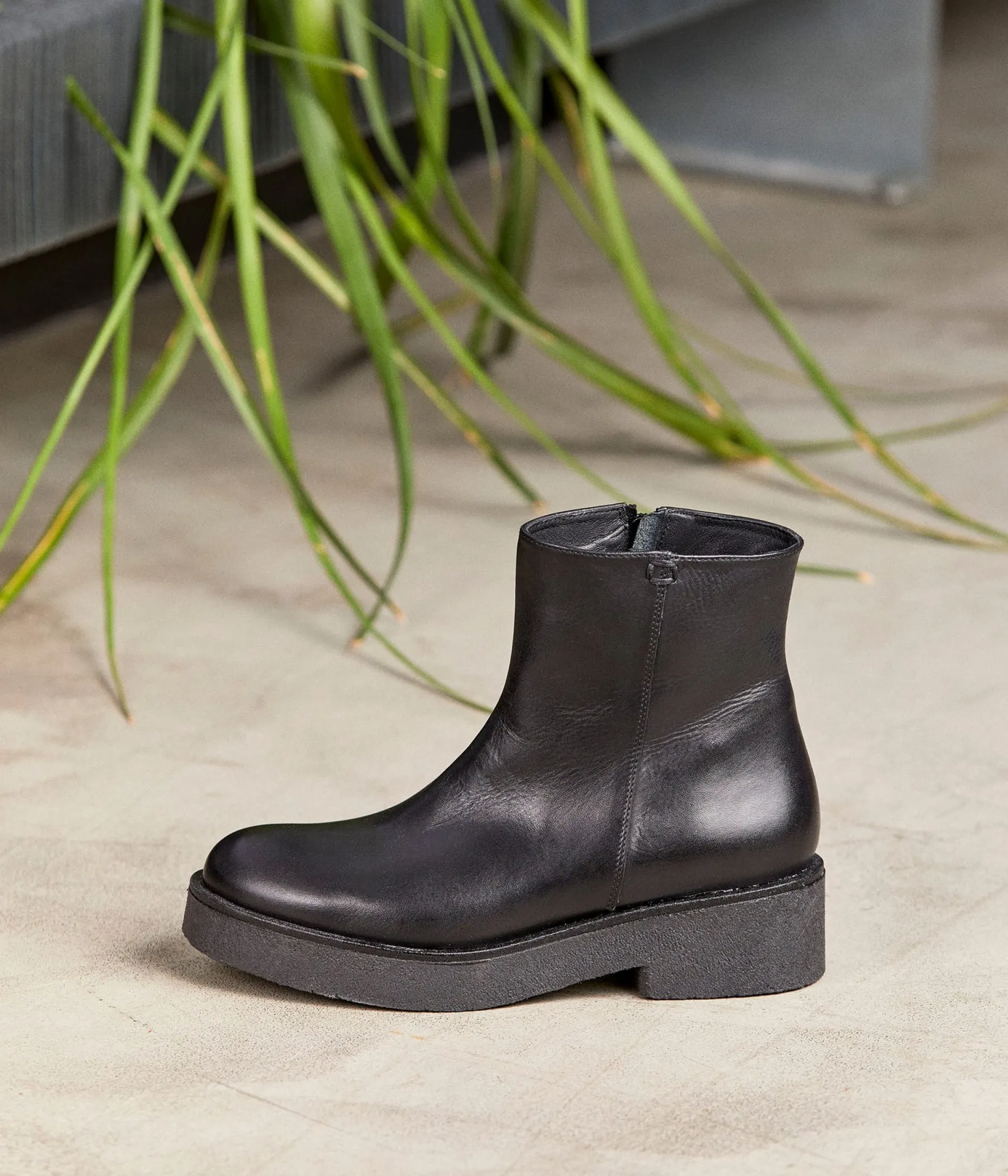 Cheap Mellow Yellow Boots es cuir Isaure NOIR