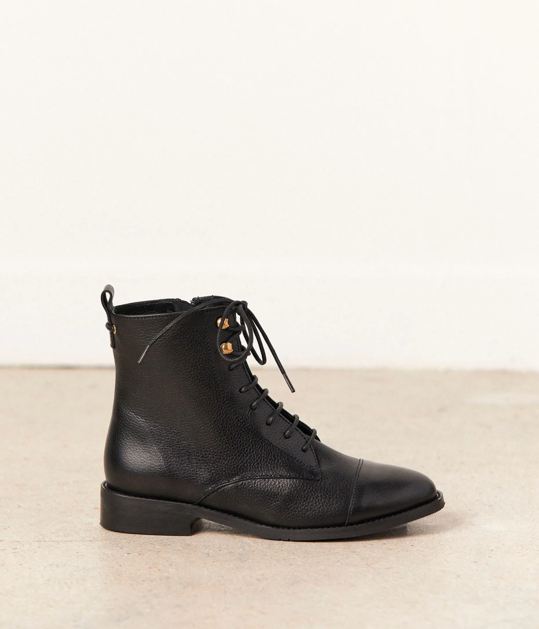 Flash Sale Mellow Yellow Bottines lacées Anémone NOIR