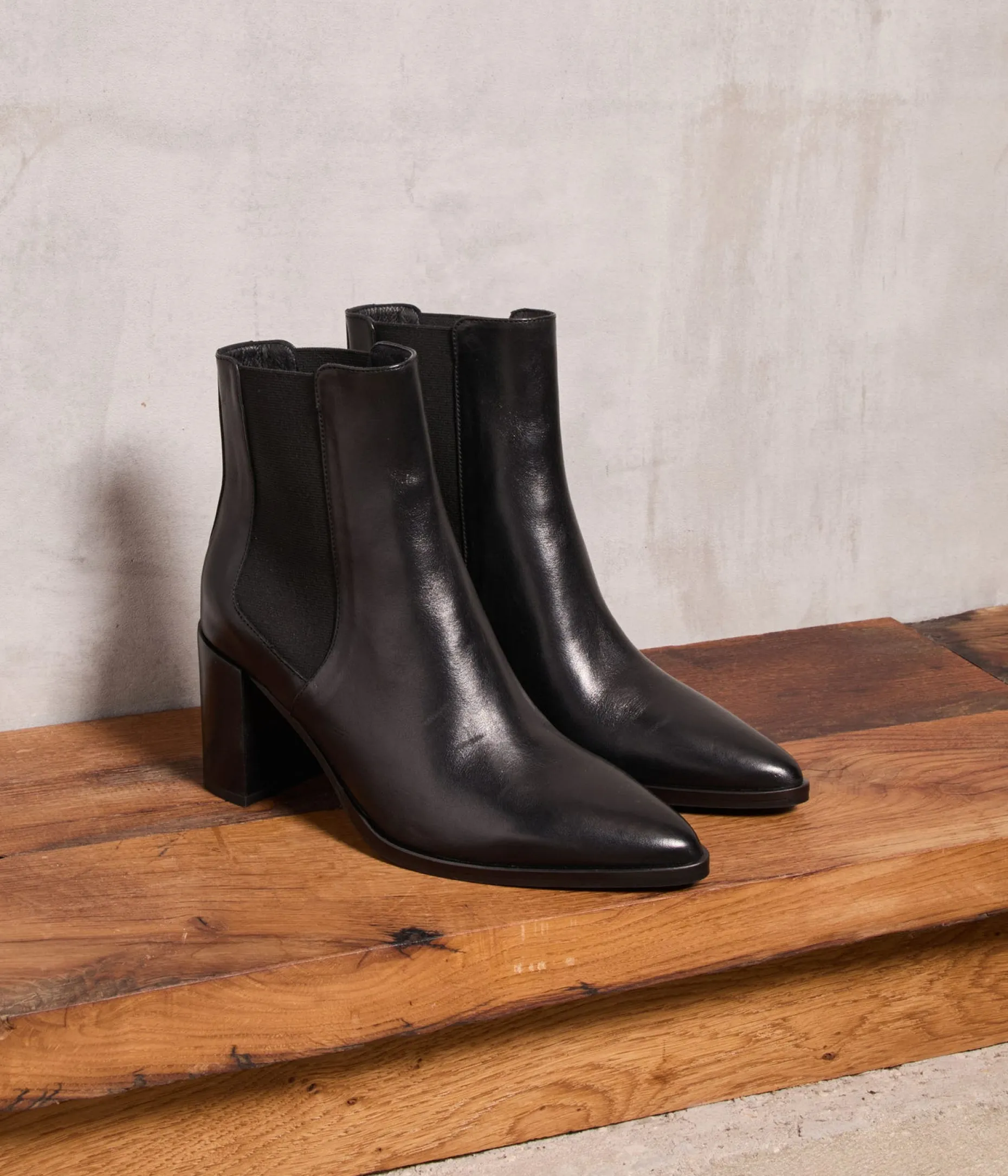 Cheap Mellow Yellow Chelsea boots es Ludivine NOIR