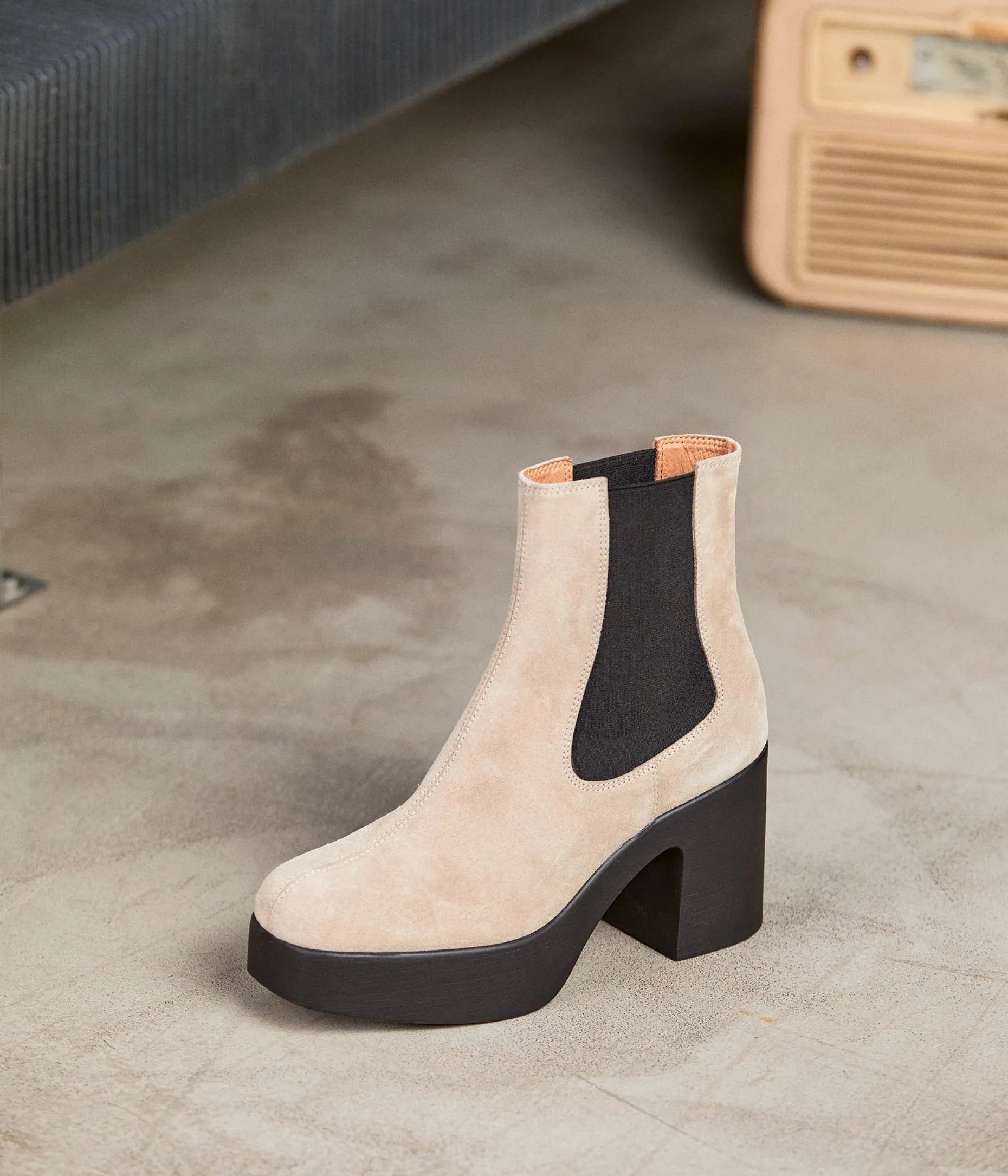 Hot Mellow Yellow Chelsea boots Imae TAUPE