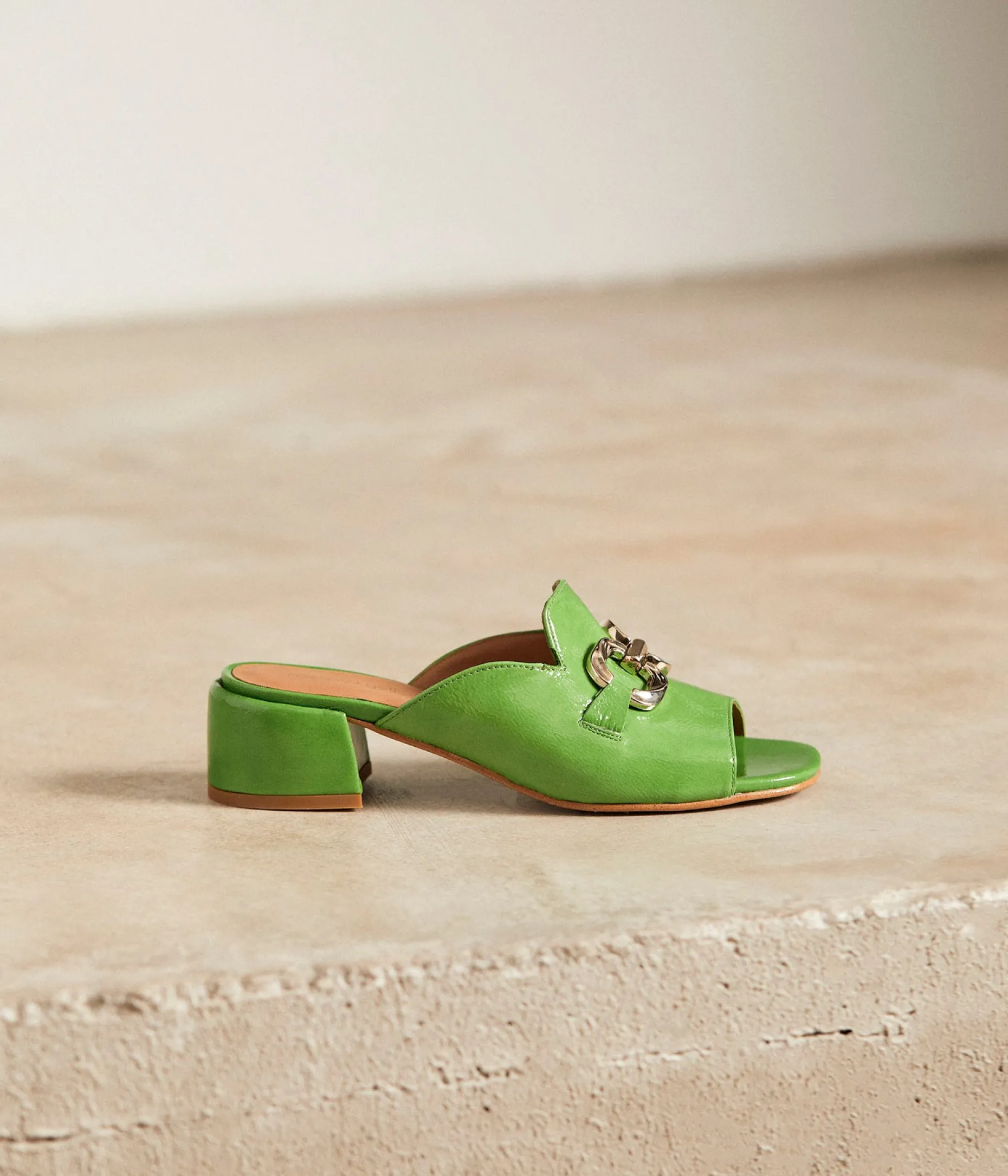 Outlet Mellow Yellow Mules cuir bijoux Gisèle VERT